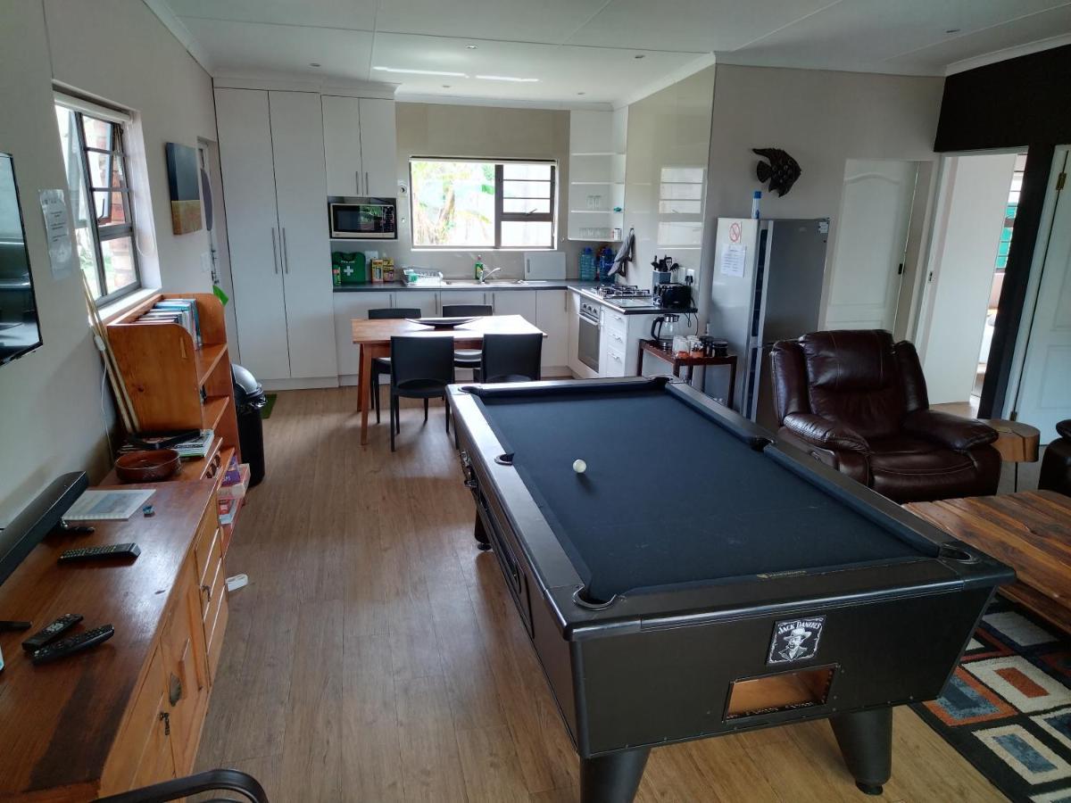 2 Bedroom Guest Suite At A-Frame Glengariff Beach Glen Eden Eksteriør billede